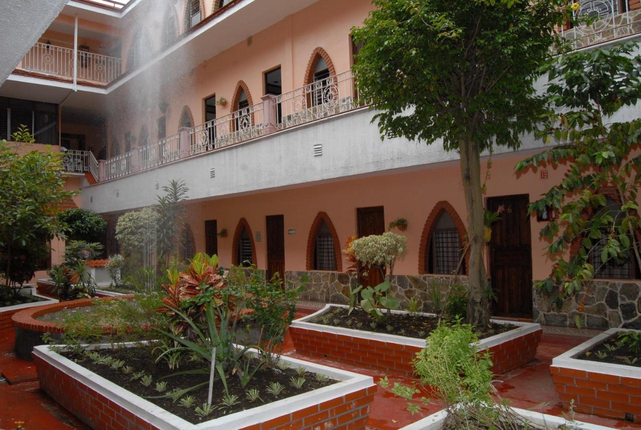Hotel Iberia Cordoba Exterior photo